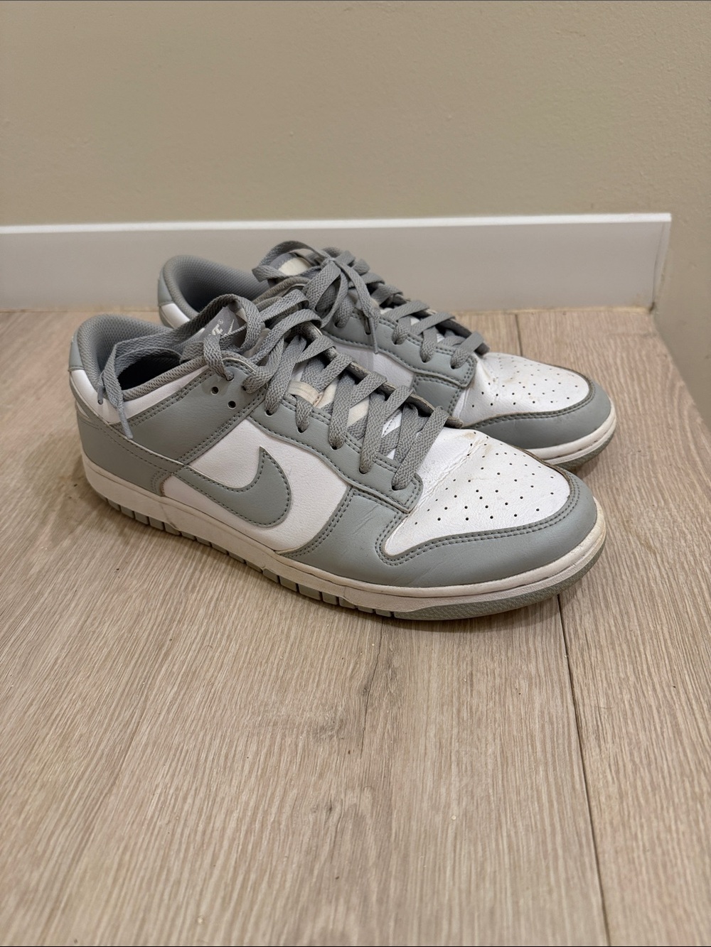Nike Dunk Low Gray & White Men’s Size 11 Sneakers